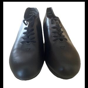 Capezio Tic Tap Toe Tap Shoes (style 443) Size 6M